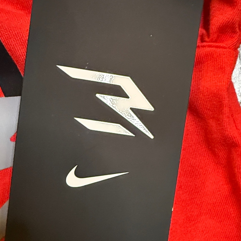 Nike Red Tee and Gray Shorts Set - Picture 5 of 6